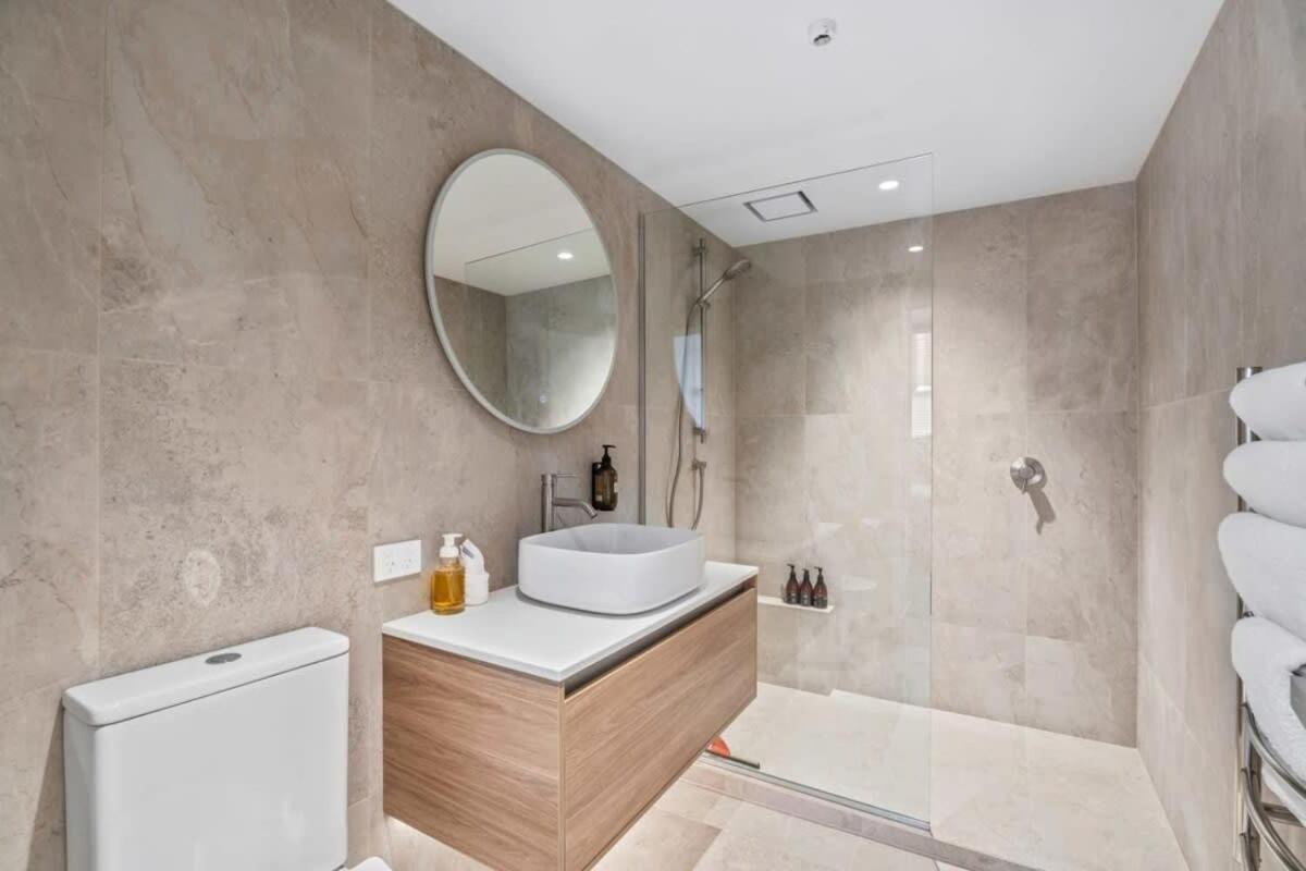 Tranquil Modern Studio Queenstown Extérieur photo